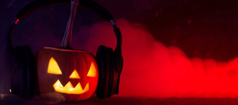 Podcasts para Halloween: 5 para pasar miedo la noche del 31